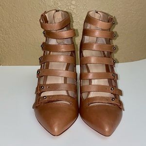 New Pour La Victorie strap bootie pump heels